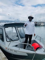 Go Fishing on 22' Hewescraft Pro V 200 Fishing Boat in Seward, Alaska