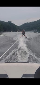 20ft Nautique Ski Boat: Ski Instruction, Tubing, Fishing and Fun on Lake Zoar