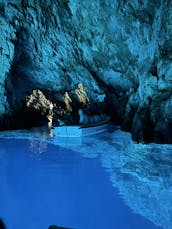 Excursión en barco PRIVADO a la CUEVA AZUL y a las 5 islas desde Split/Hvar