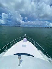 Incredible 42' Luxury Carver Yacht in St. Petersburg, Florida