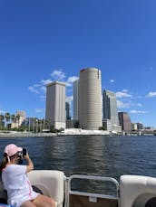 Aluguel de pontão SunChaser Craft 8520 Classic Cruise-n-Fish de 24 pés em Tampa, Flórida