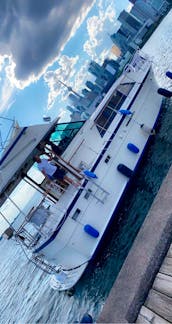 Private Yacht with Captain, Enjoy with friends and family Beautiful Lake Ontario