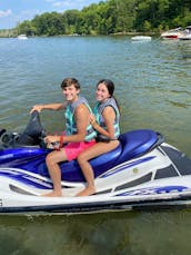 22' Bennington Pontoon..Best prices in DC $150 weekdays/ $185 weekends + Jet Skis Available for addt'l costs...