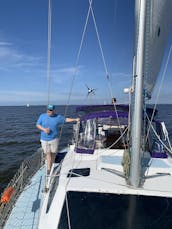 Le capitaine Bill vous invite à découvrir la voile de vos rêves dans la baie de Chesapeake.