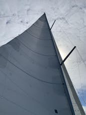 Le capitaine Bill vous invite à découvrir la voile de vos rêves dans la baie de Chesapeake.